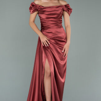 Tarçın Kayık Yaka Kuyruklu Uzun Saten Abiye ABU1606