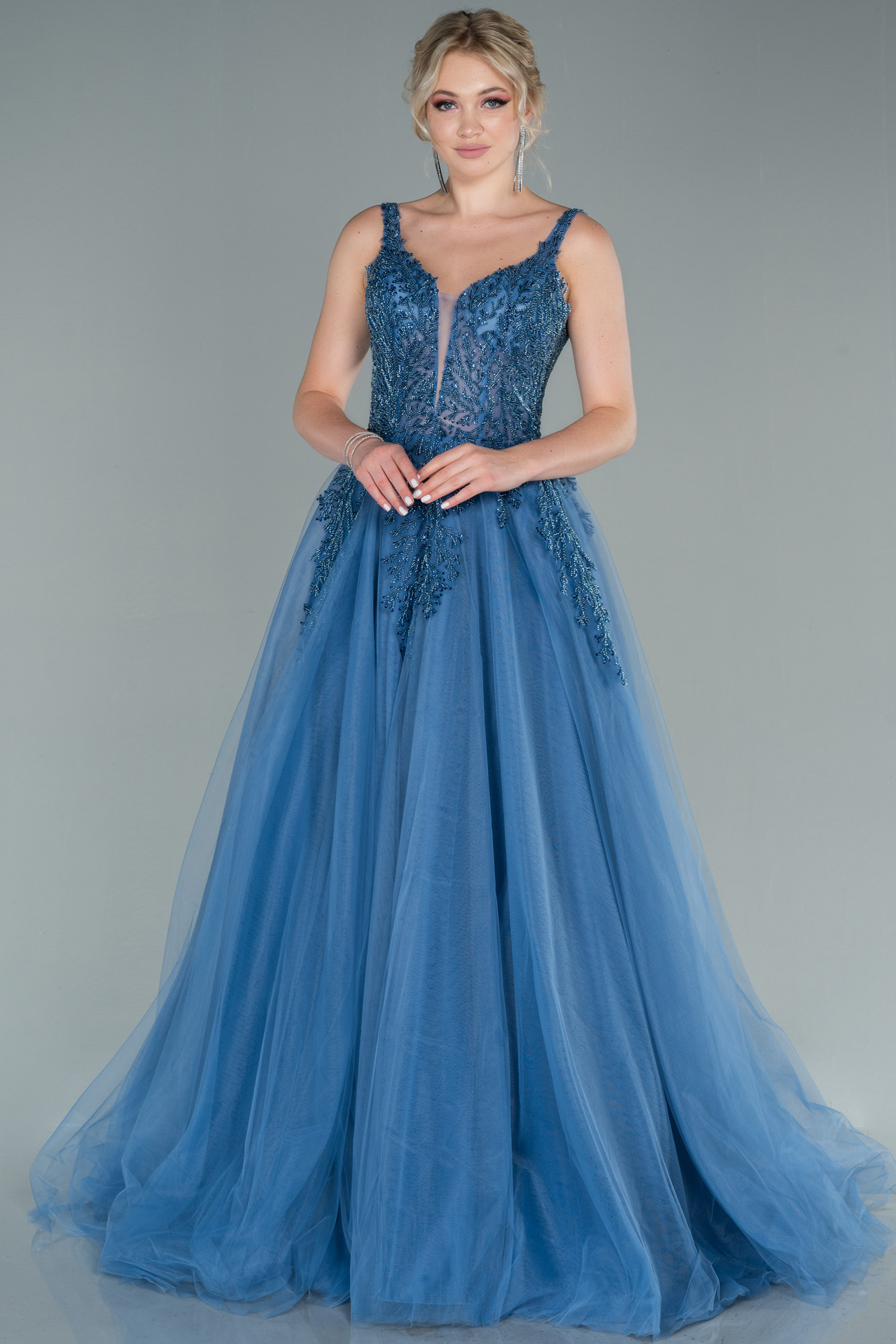 İndigo Taşlı Sırt Dekolteli Özel Tasarım Abiye ABU2090