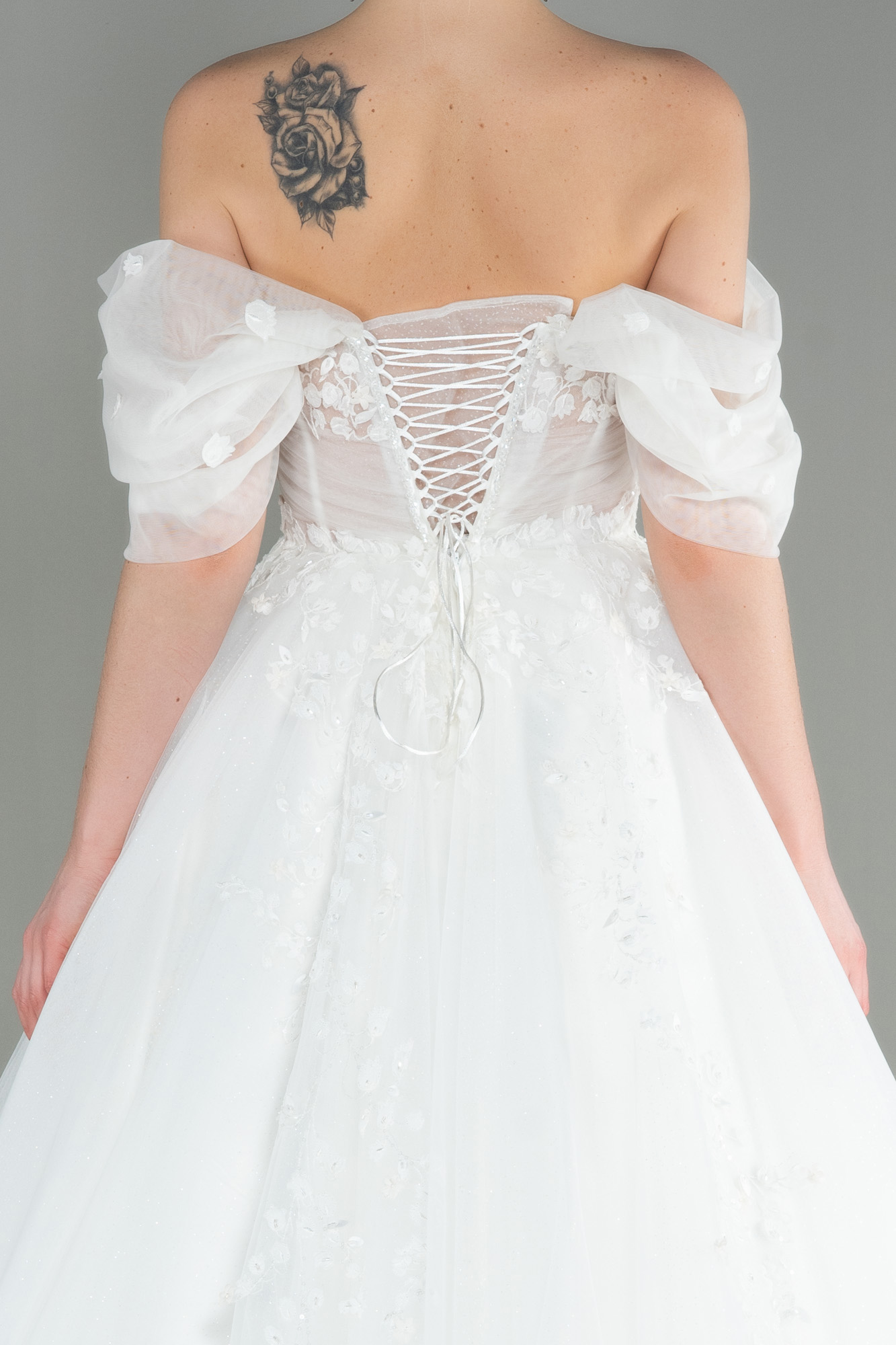 Ekru Dantel İşlemeli Düşük Omuz Uzun Prenses Gelinlik ABG008 - Görsel 4