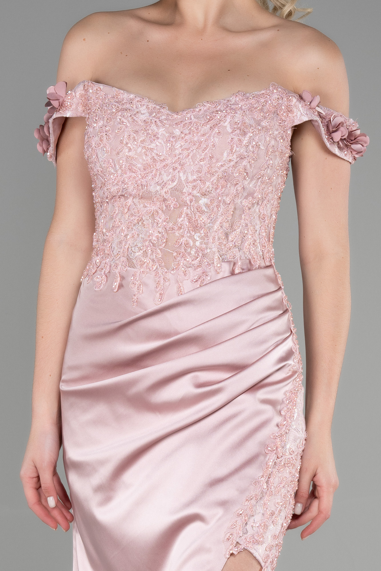 Pudra Kayık Yaka Yırtmaçlı Uzun Saten Abiye ABU3384 - Görsel 3