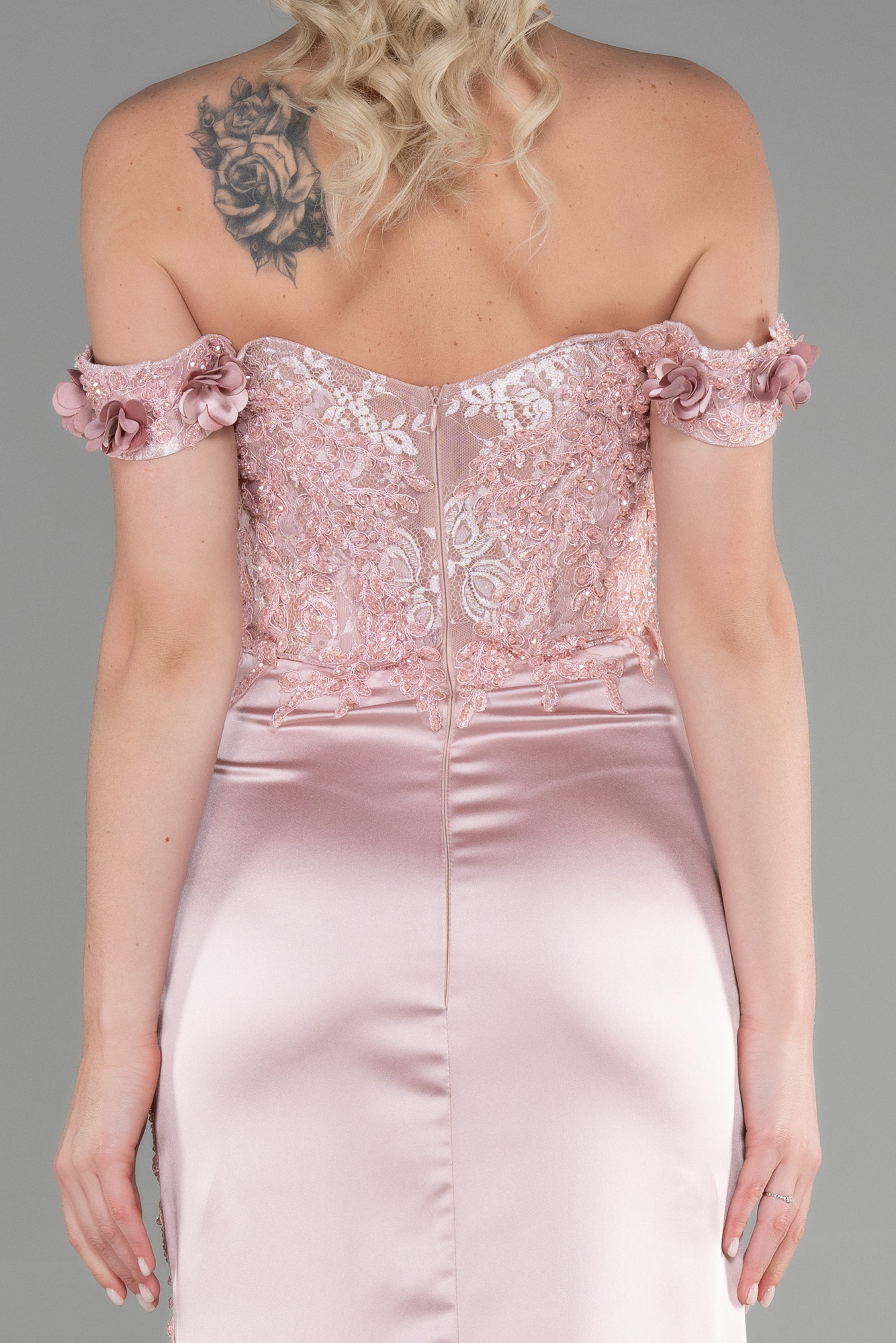 Pudra Kayık Yaka Yırtmaçlı Uzun Saten Abiye ABU3384 - Görsel 4