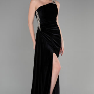 Siyah Tek Omuz Bacak Dekolteli Uzun Kadife Abiye ABU3365