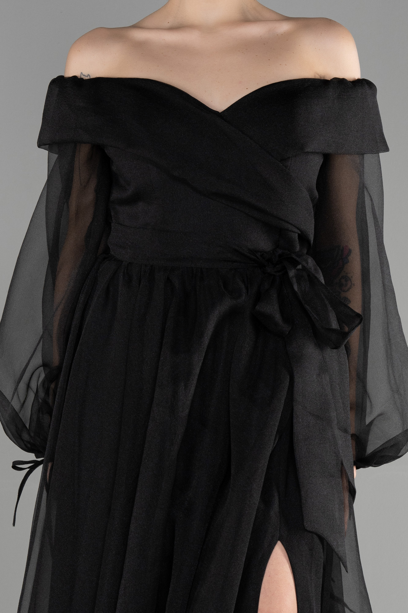 Siyah Bacak Dekolteli Balon Kol Abiye Elbise ABU1468 - Görsel 3