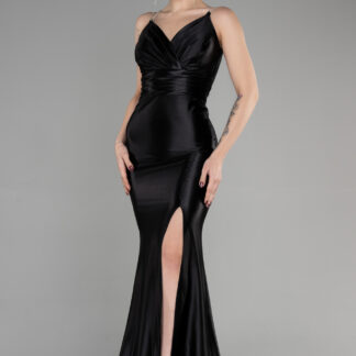 Siyah Bacak Dekolteli Uzun Saten Balık Abiye Elbise ABU3575