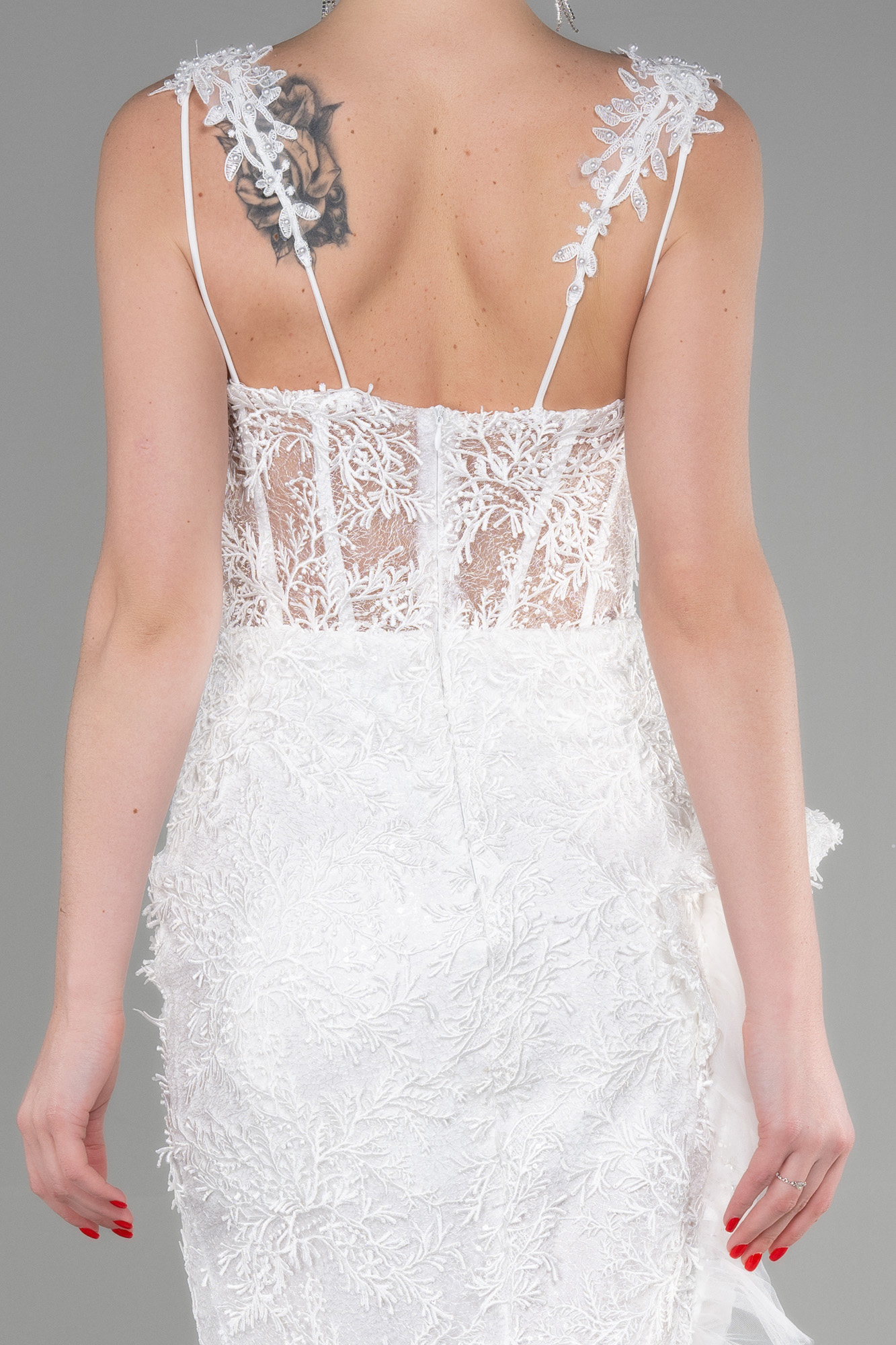 Ekru Bacak Dekolteli Uzun Güpürlü Pullu Abiye ABU3317 - Görsel 4