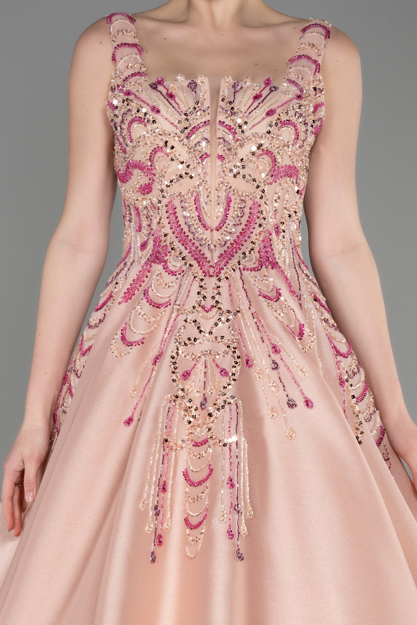 Pudra İşlemeli Kare Yaka Uzun Özel Tasarım Abiye ABU3746 - Görsel 3