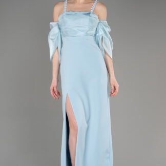 Buz Mavisi Askılı Kol Aksesuarlı Yırtmaçlı Uzun Abiye ABU2911