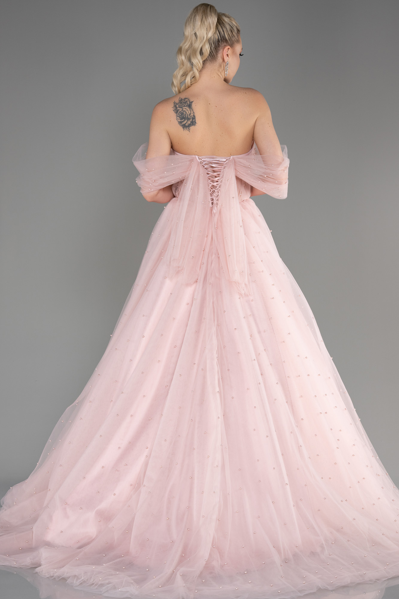 Pudra Kayık Yaka Boncuklu Uzun Özel Tasarım Abiye ABU3599 - Görsel 2