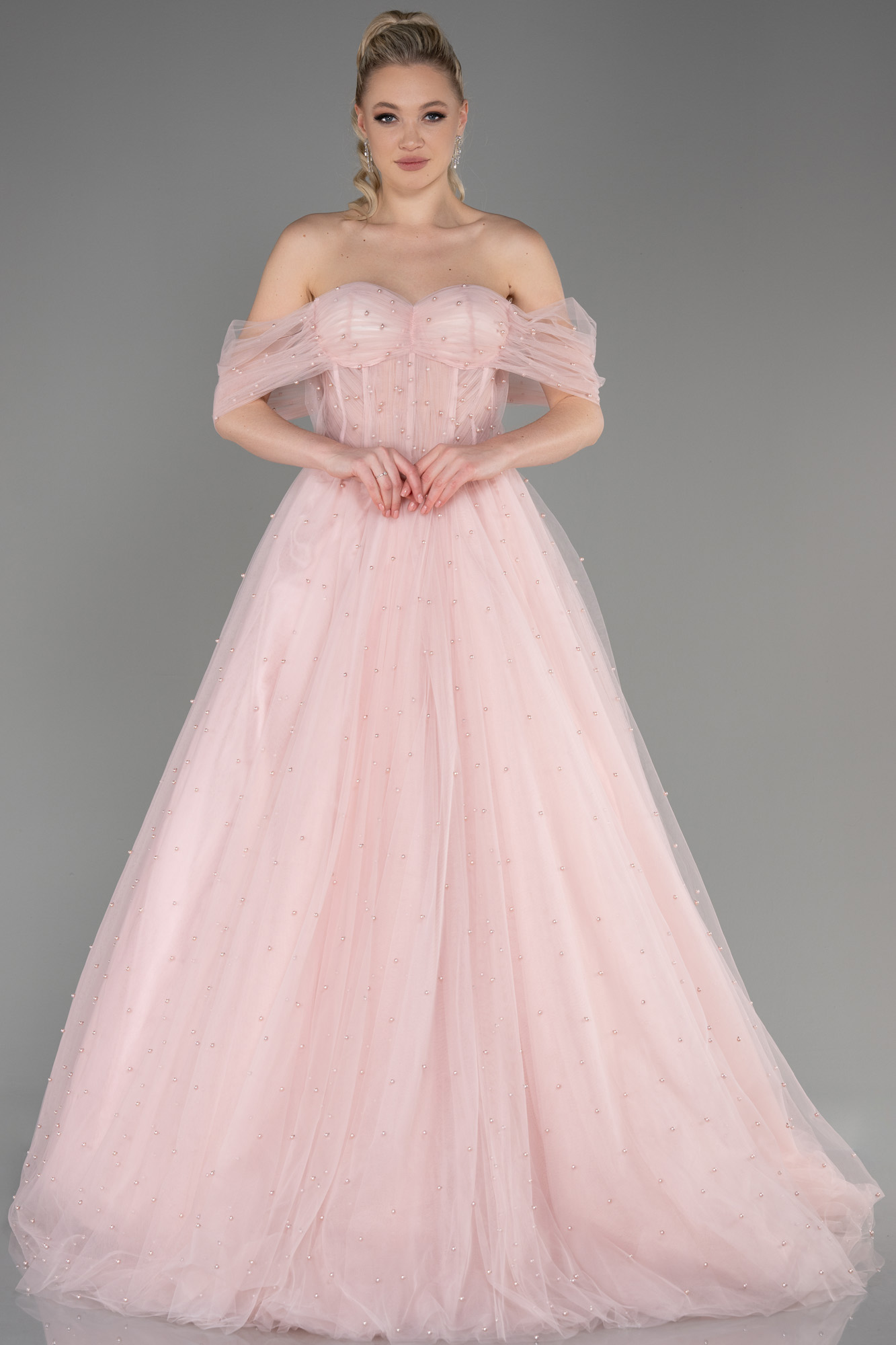 Pudra Kayık Yaka Boncuklu Uzun Özel Tasarım Abiye ABU3599