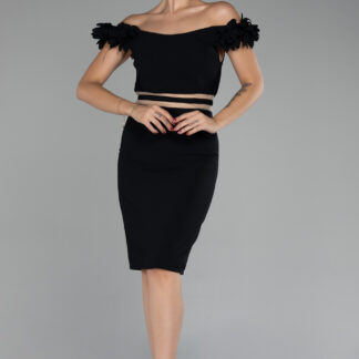 Siyah Çiçekli Kayık Yaka Kısa Davet Elbisesi ABK2120