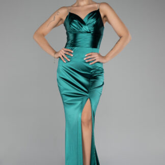 Zümrüt Yeşili Bacak Dekolteli Uzun Saten Abiye Elbise ABU4283