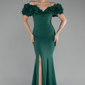 Zümrüt Yeşili Çiçekli Kayık Yaka Yırtmaçlı Uzun Abiye ABU4080