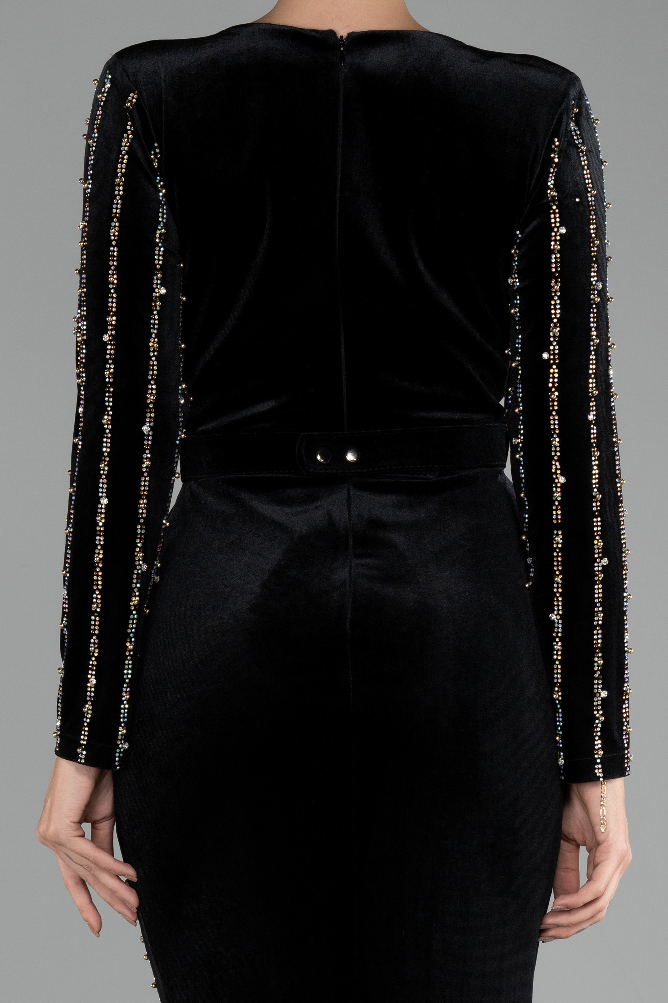 Siyah Taşlı Uzun Kol Kadife Abiye Elbise ABU4282 - Görsel 4