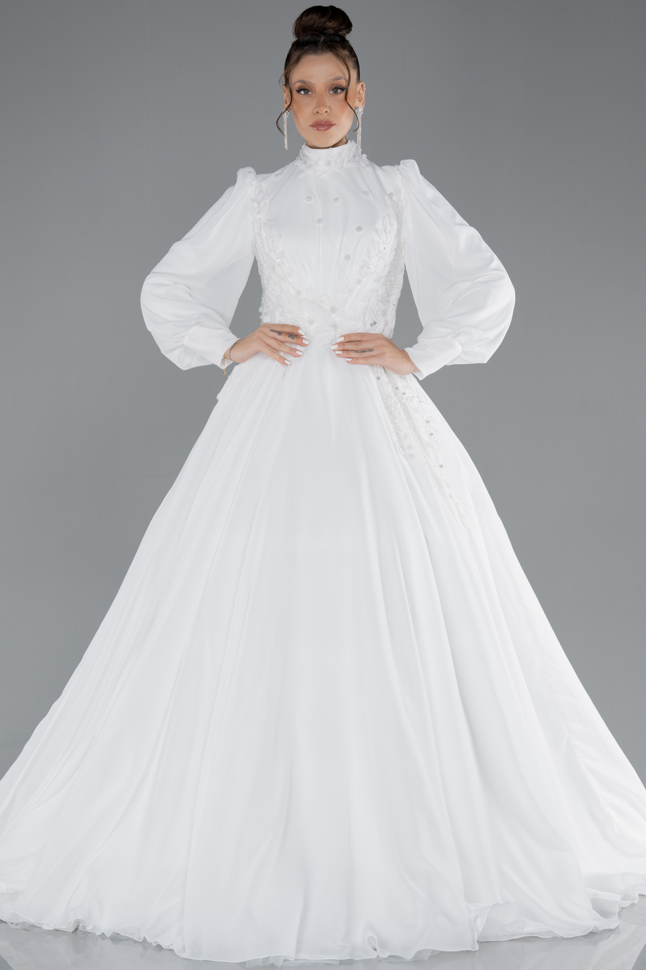 Ekru Uzun Kol İşlemeli Şifon Büyük Beden Tesettür Gelinlik ABG050