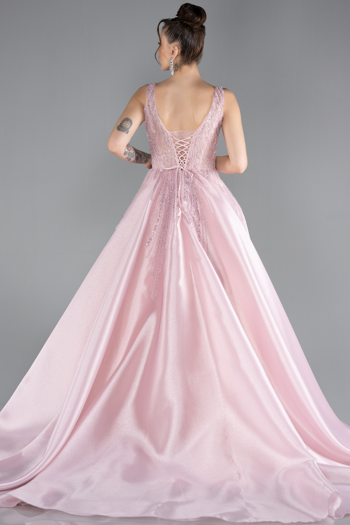 Pudra Kolsuz Taş İşlemeli Uzun Özel Tasarım Nişan Elbisesi ABU4443 - Görsel 2