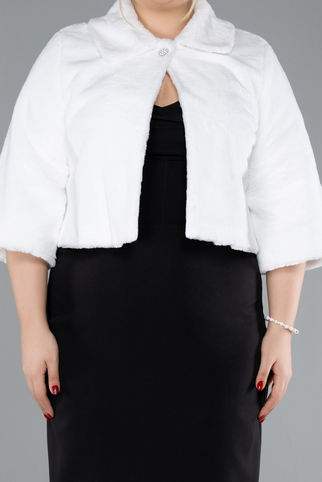 Beyaz Kapri Kol Kürk Görünümlü Büyük Beden Abiye Ceket ABB5097 - Görsel 3