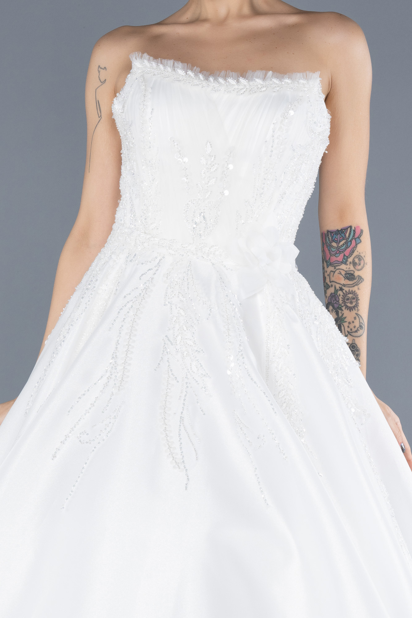 Ekru İşlemeli Straplez Yaka Uzun Büyük Beden Gelinlik ABG094 - Görsel 3