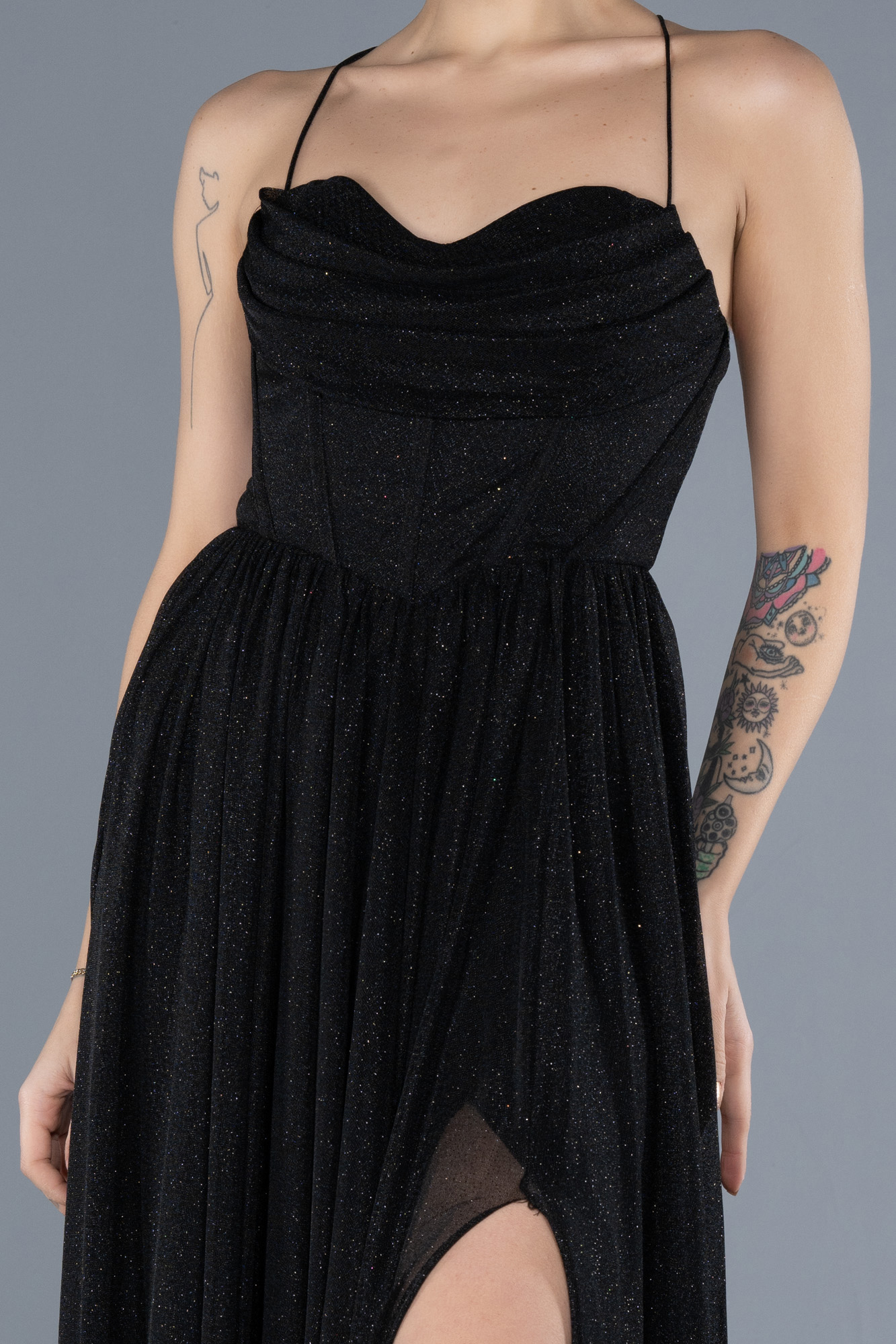 Siyah Bacak Dekolteli Balenli Uzun Simli Mezuniyet Elbisesi ABU4596 - Görsel 3