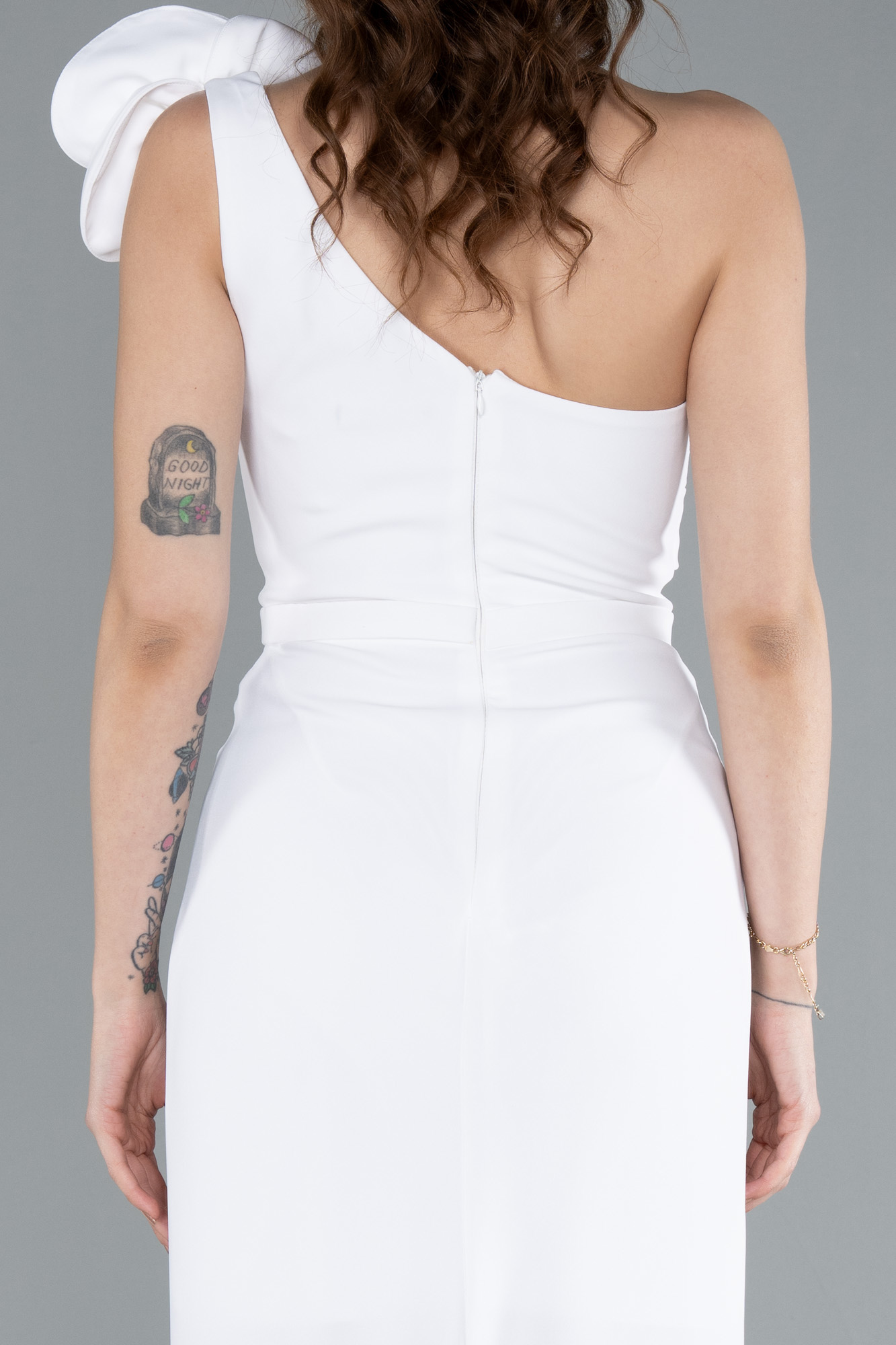 Ekru Güllü Tek Omuz Yırtmaçlı Uzun Abiye Elbise ABU4695 - Görsel 5