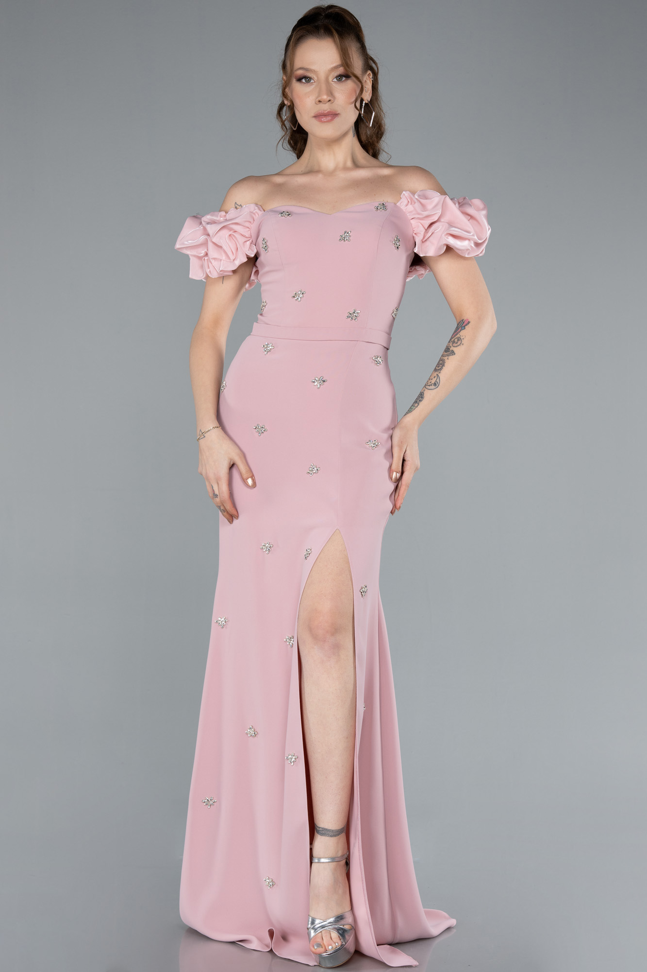 Pudra Kayık Yaka Yırtmaçlı Taş Detay Uzun Abiye ABU4696