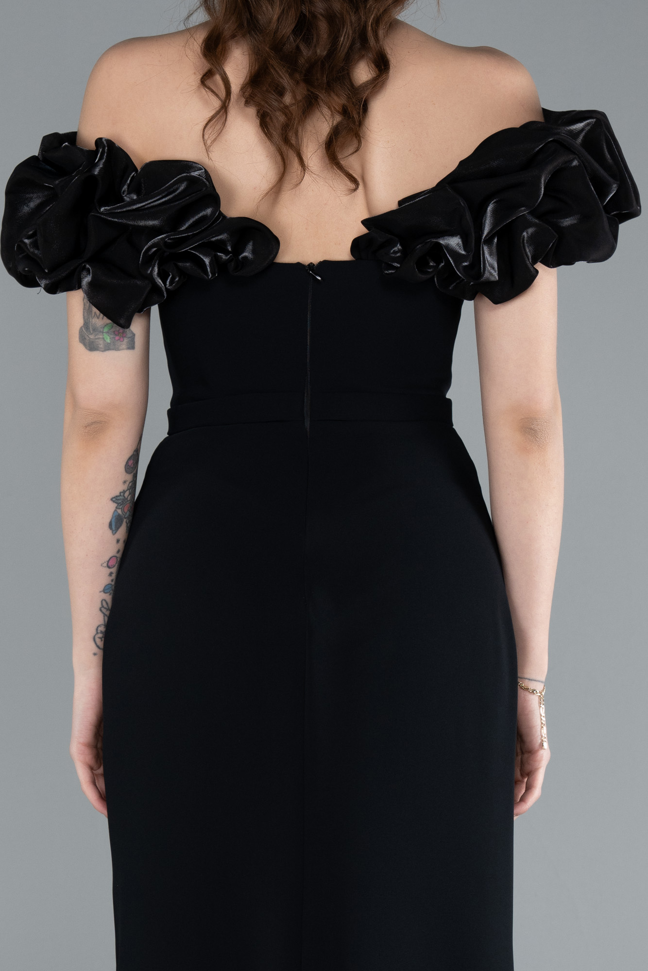 Siyah Kayık Yaka Yırtmaçlı Taş Detay Uzun Abiye ABU4696 - Görsel 4