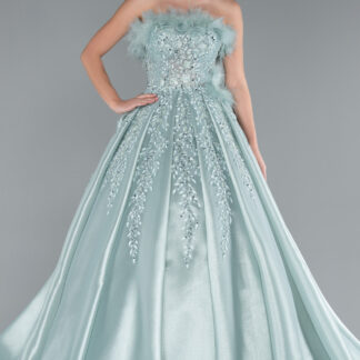 Mint Otrişli Straplez Yaka İşlemeli Uzun Nişan Elbisesi ABU4738