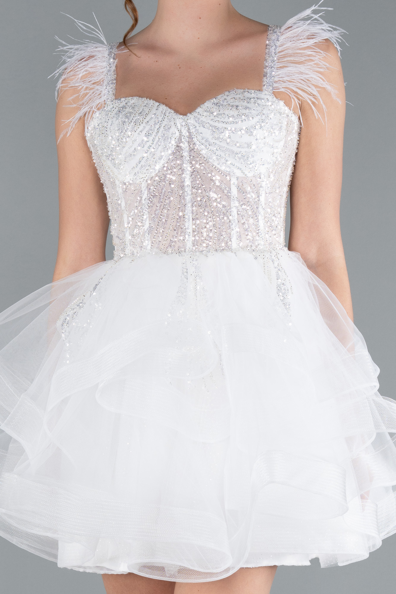 Ekru Üstü İşlemeli Balenli Kısa Nişan Elbisesi ABK2079 - Görsel 3