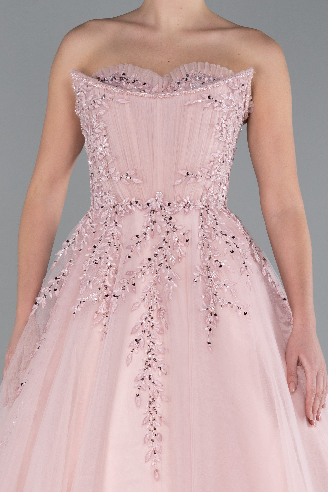 Pudra Straplez Güpürlü Uzun Özel Tasarım Nişan Elbisesi ABU4431 - Görsel 3