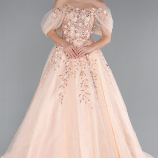 Somon Kayık Yaka Çiçek İşlemeli Uzun Nişan Elbisesi ABU4720