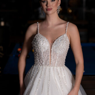 Ekru Askılı Üstü Taşlı Uzun Simli Prenses Model Gelinlik ABG113