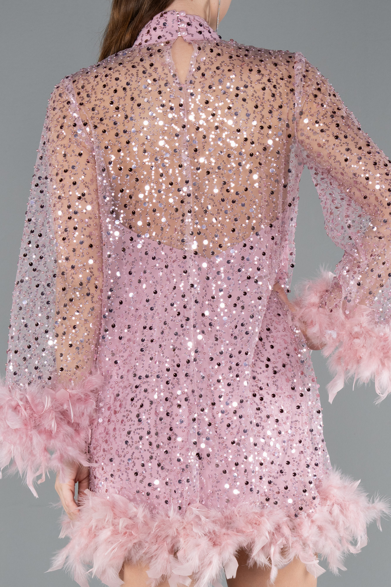 Pudra Halter Yaka Otrişli Uzun Kol Kısa Pullu Davet Elbisesi ABK2202 - Görsel 5