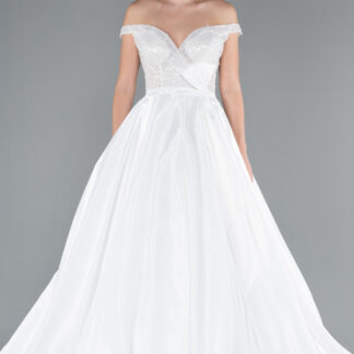 Ekru İncili Kayık Yaka Uzun Saten Gelinlik ABG091