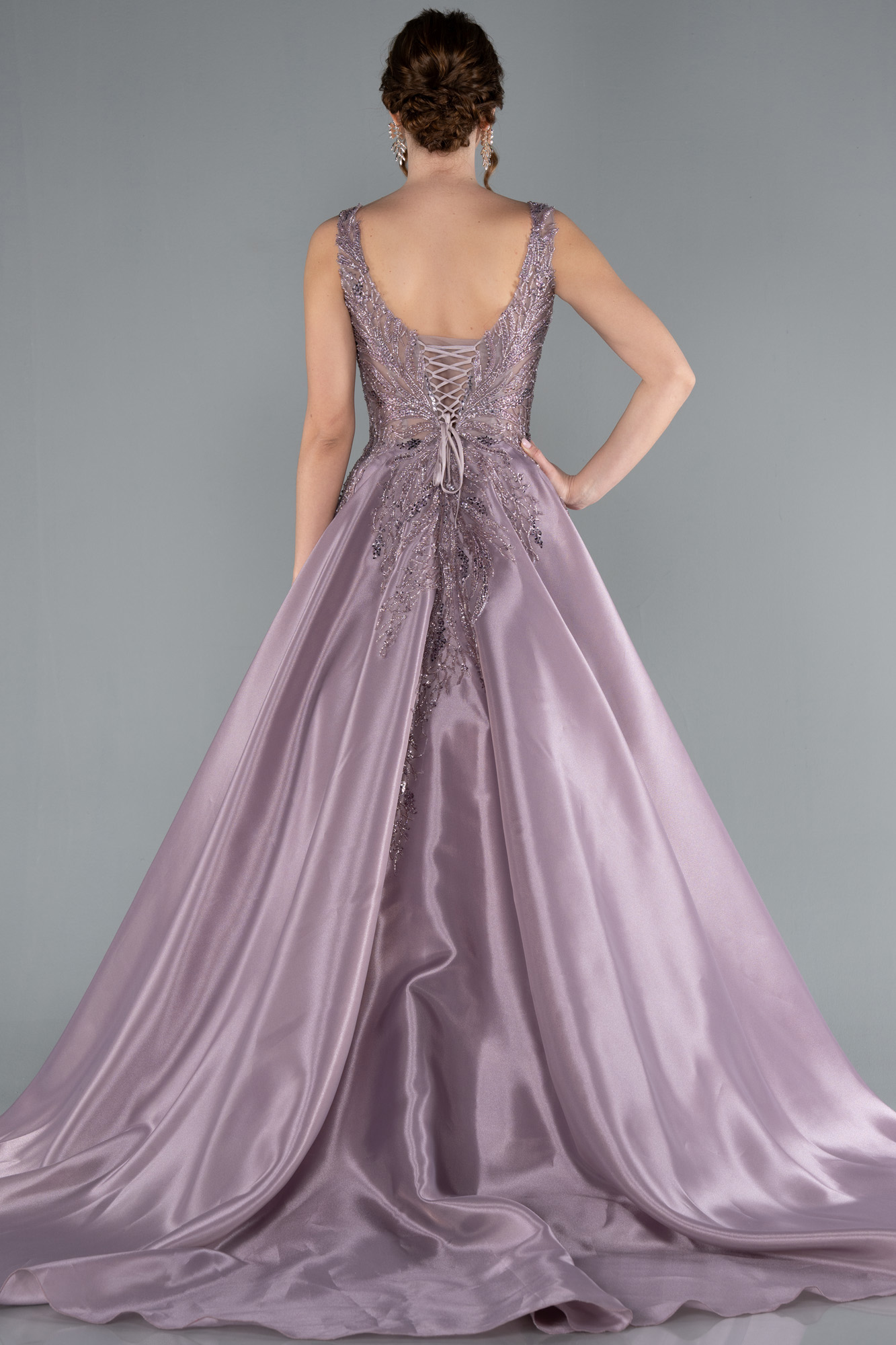 Lavanta Üstü Taş İşlemeli Uzun Nişan Elbisesi ABU4551 - Görsel 3