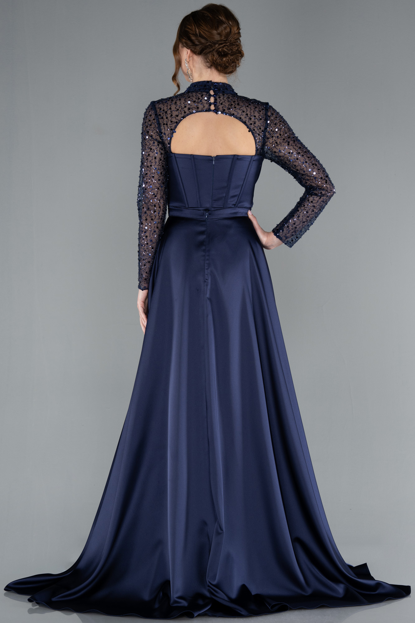 Lacivert Büstiyer Detay Pullu Uzun Kol Kuyruklu Saten Abiye ABU4765 - Görsel 3