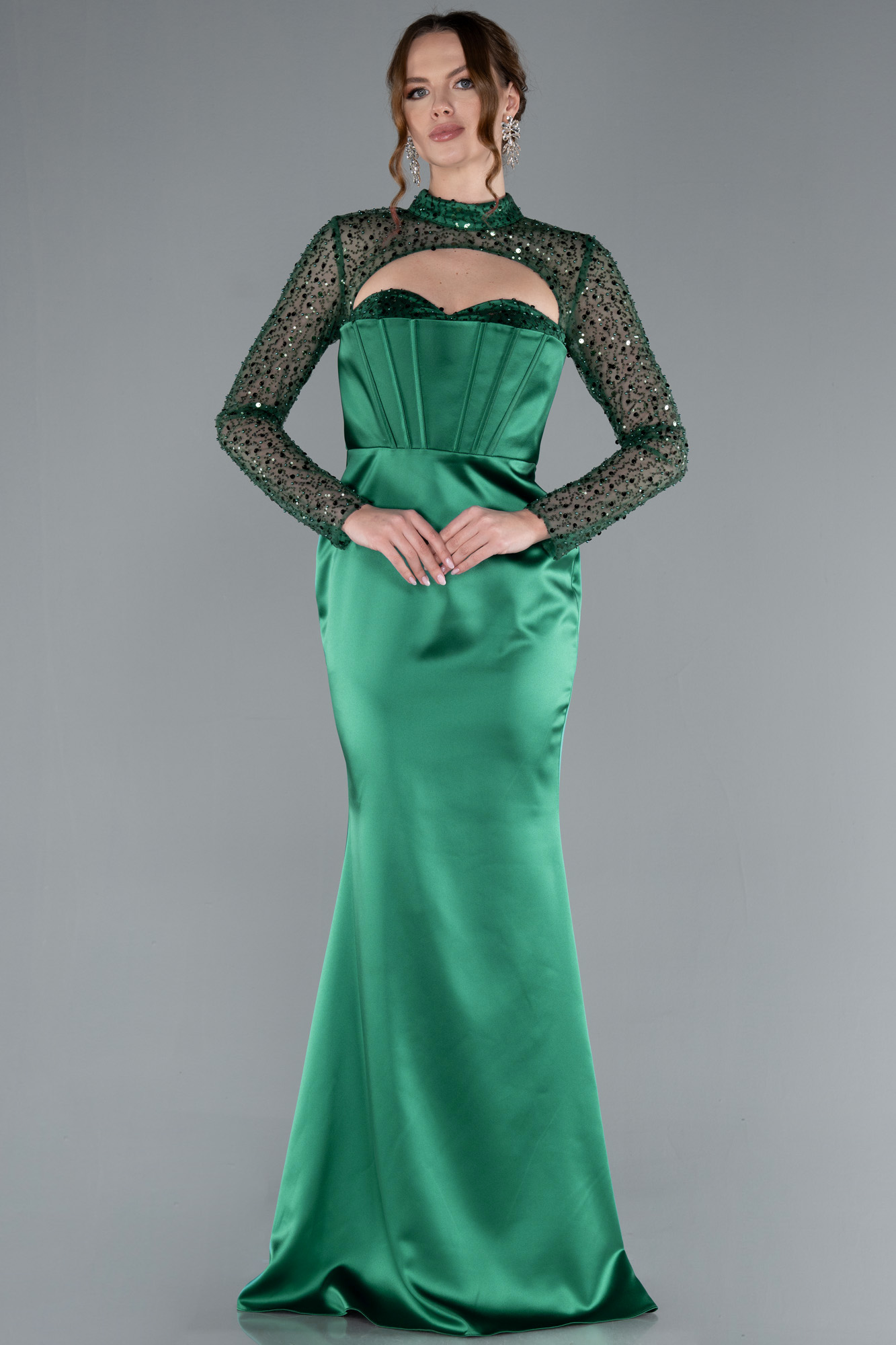 Zümrüt Yeşili Büstiyer Detay Pullu Uzun Kol Kuyruklu Saten Abiye ABU4765 - Görsel 2