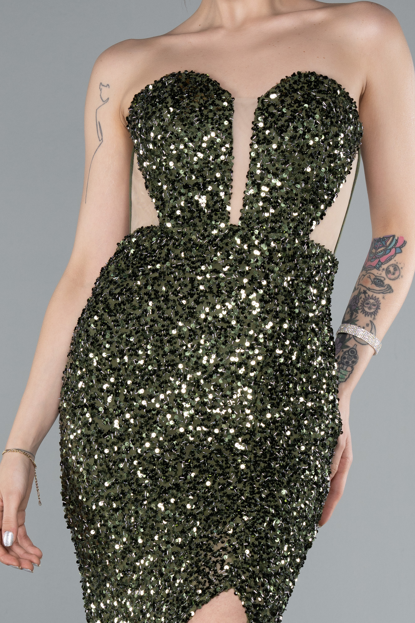 Haki Straplez Bacak Dekolteli Uzun Pullu Balık Abiye ABU4790 - Görsel 3