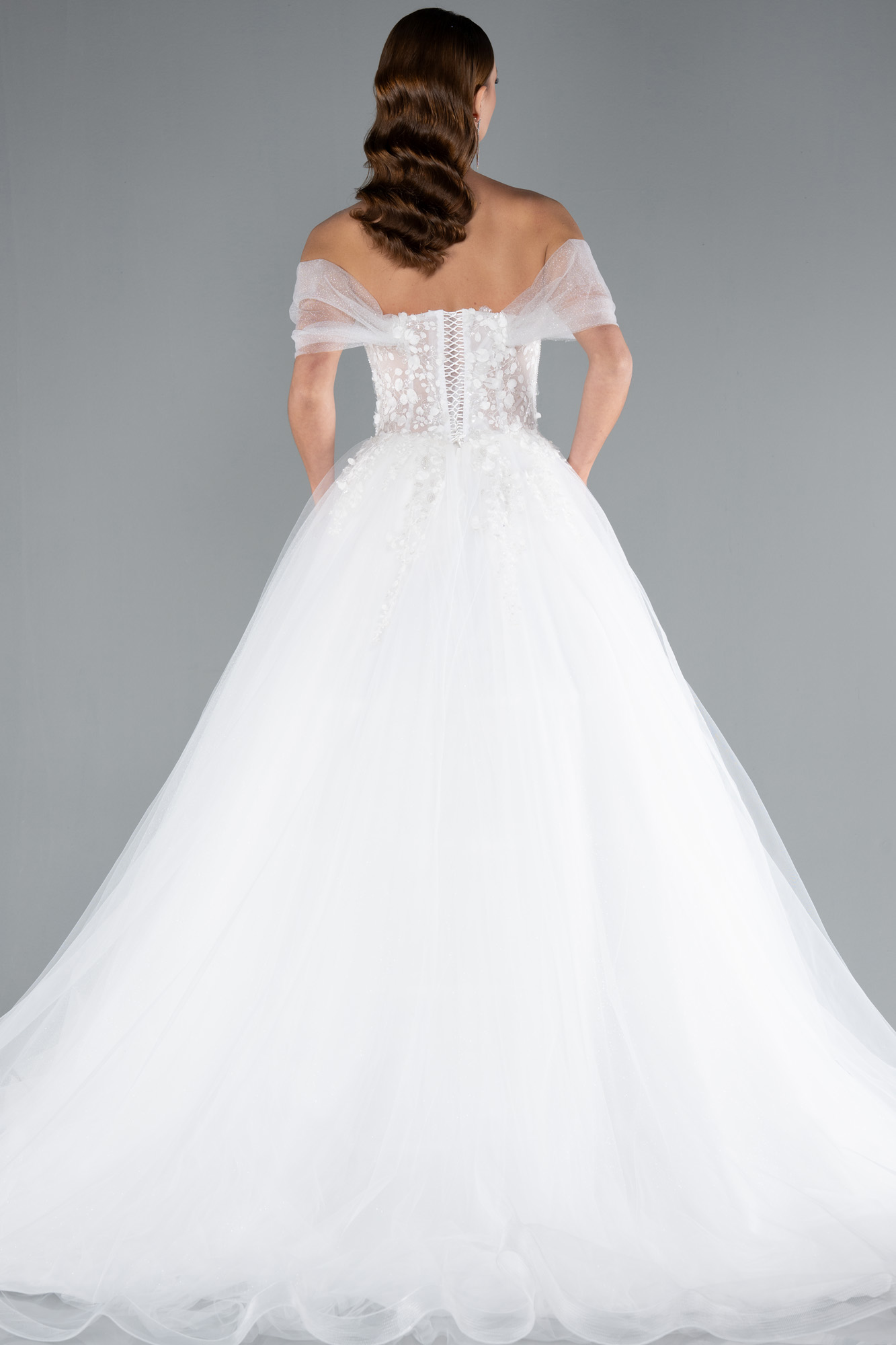 Ekru Kayık Yaka Dantel İşlemeli Balenli Uzun Gelinlik ABG126 - Görsel 2