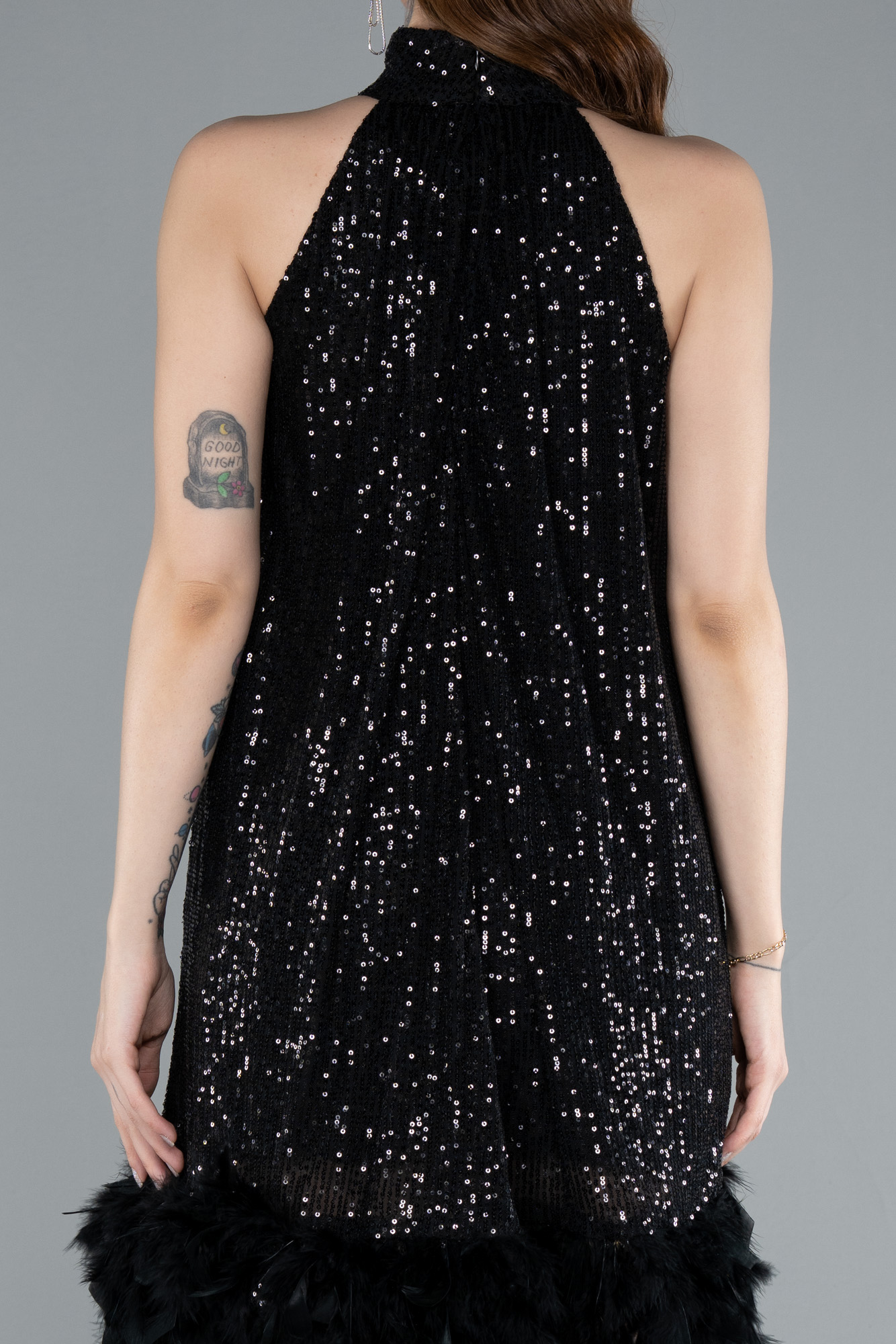 Siyah Halter Yaka Eteği Otrişli Kısa Pul Payet Abiye ABK2348 - Görsel 4