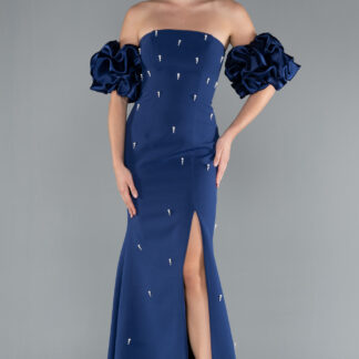 Lacivert Straplez Kol Aksesuarlı Yırtmaçlı Uzun Abiye ABU5013