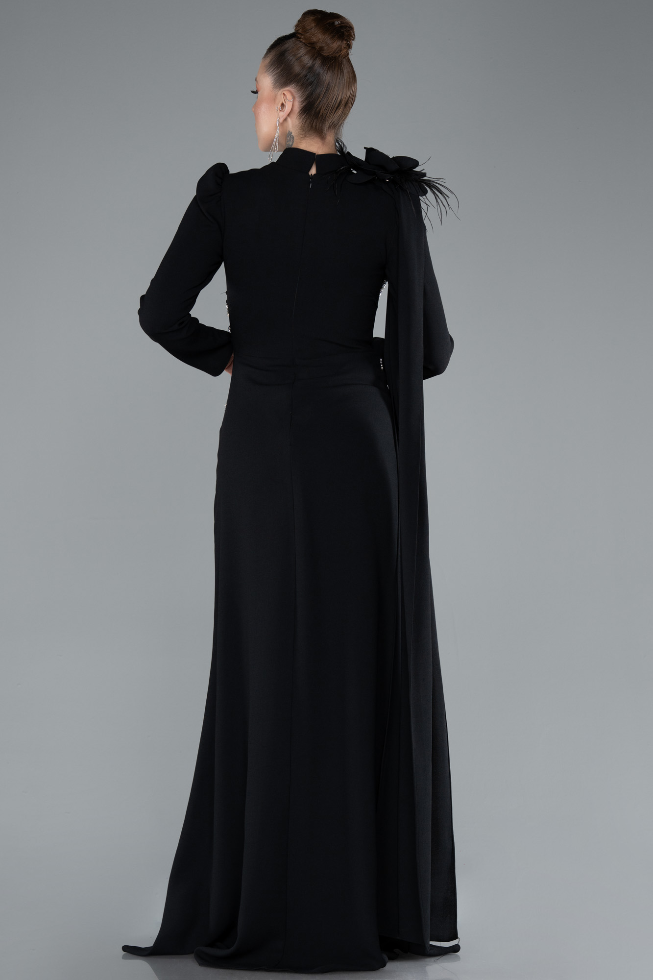 Siyah Dik Yaka Uzun Kol Şallı Tesettür Abiye ABU4934 - Görsel 2