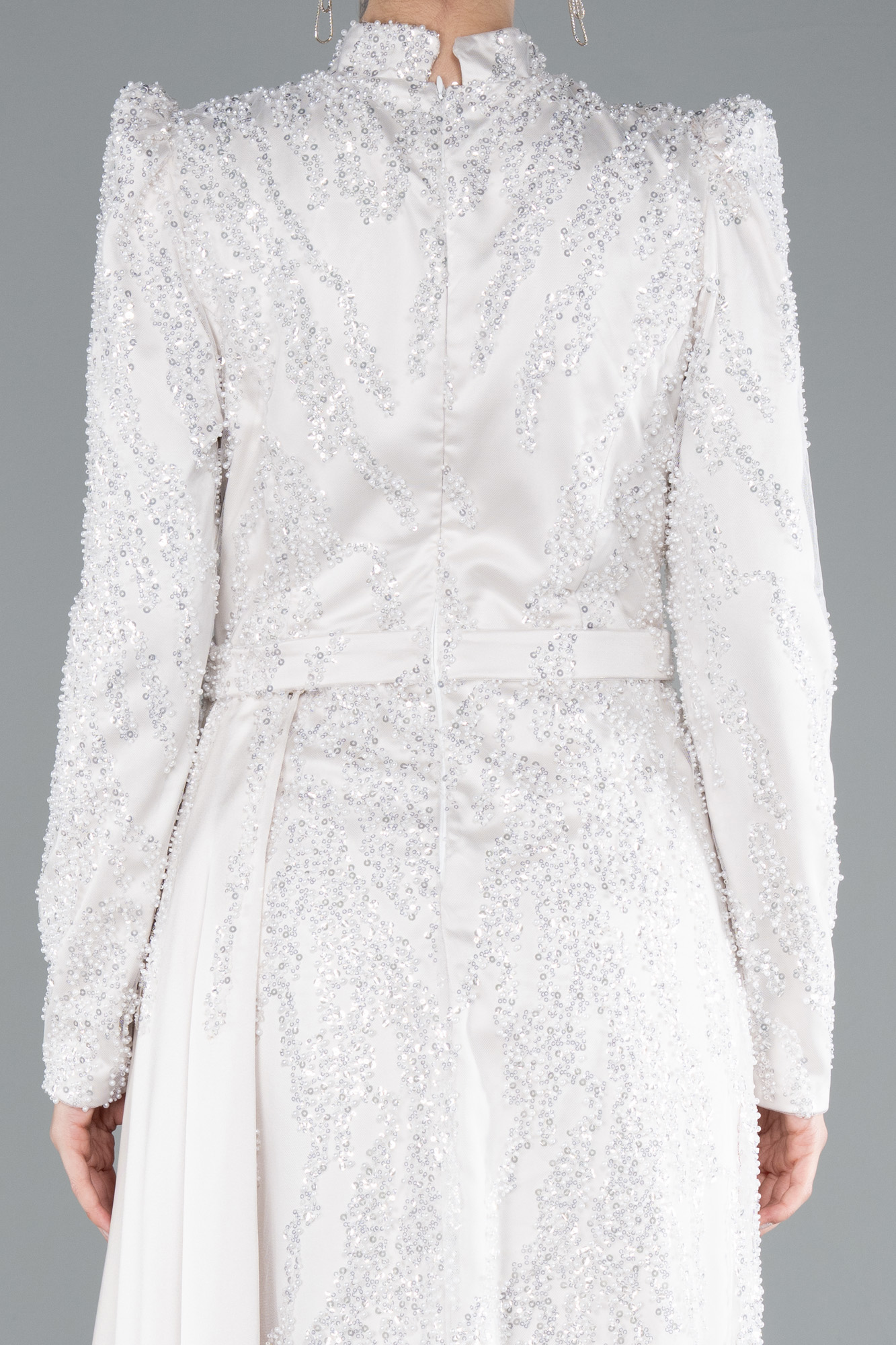 Bej Dik Yaka Uzun Kol Boncuklu Tesettür Abiye ABU4941 - Görsel 4