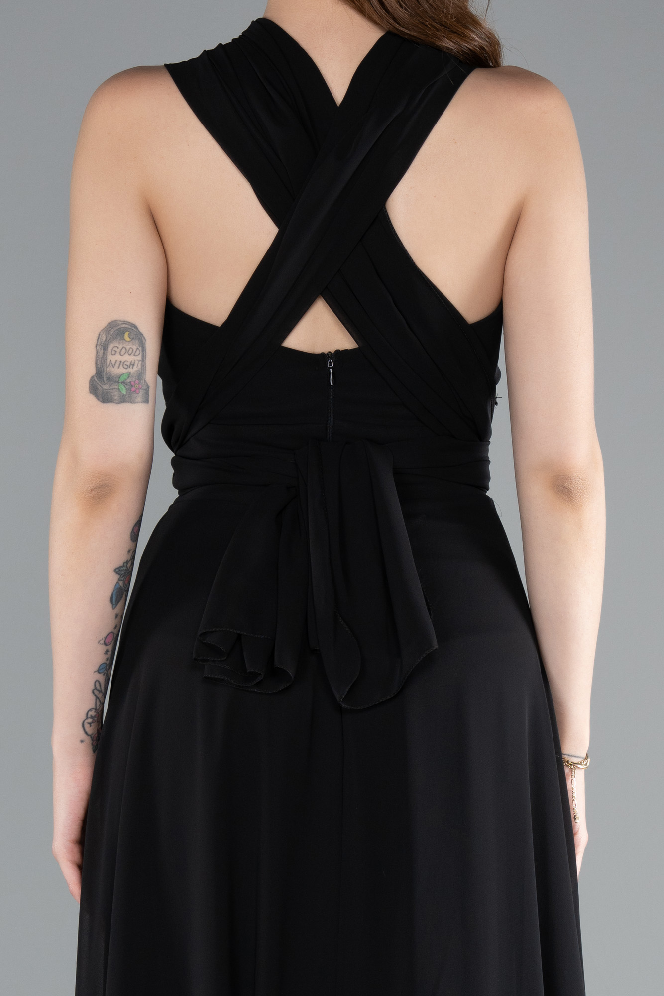 Siyah Bacak Dekolteli Uzun Şifon Mezuniyet Elbisesi ABU4965 - Görsel 5