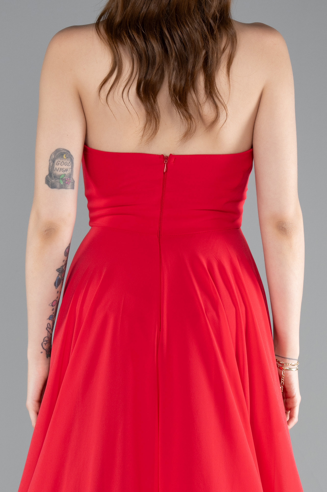 Kırmızı Straplez Bacak Dekolteli Uzun Şifon Mezuniyet Elbisesi ABU4966 - Görsel 4