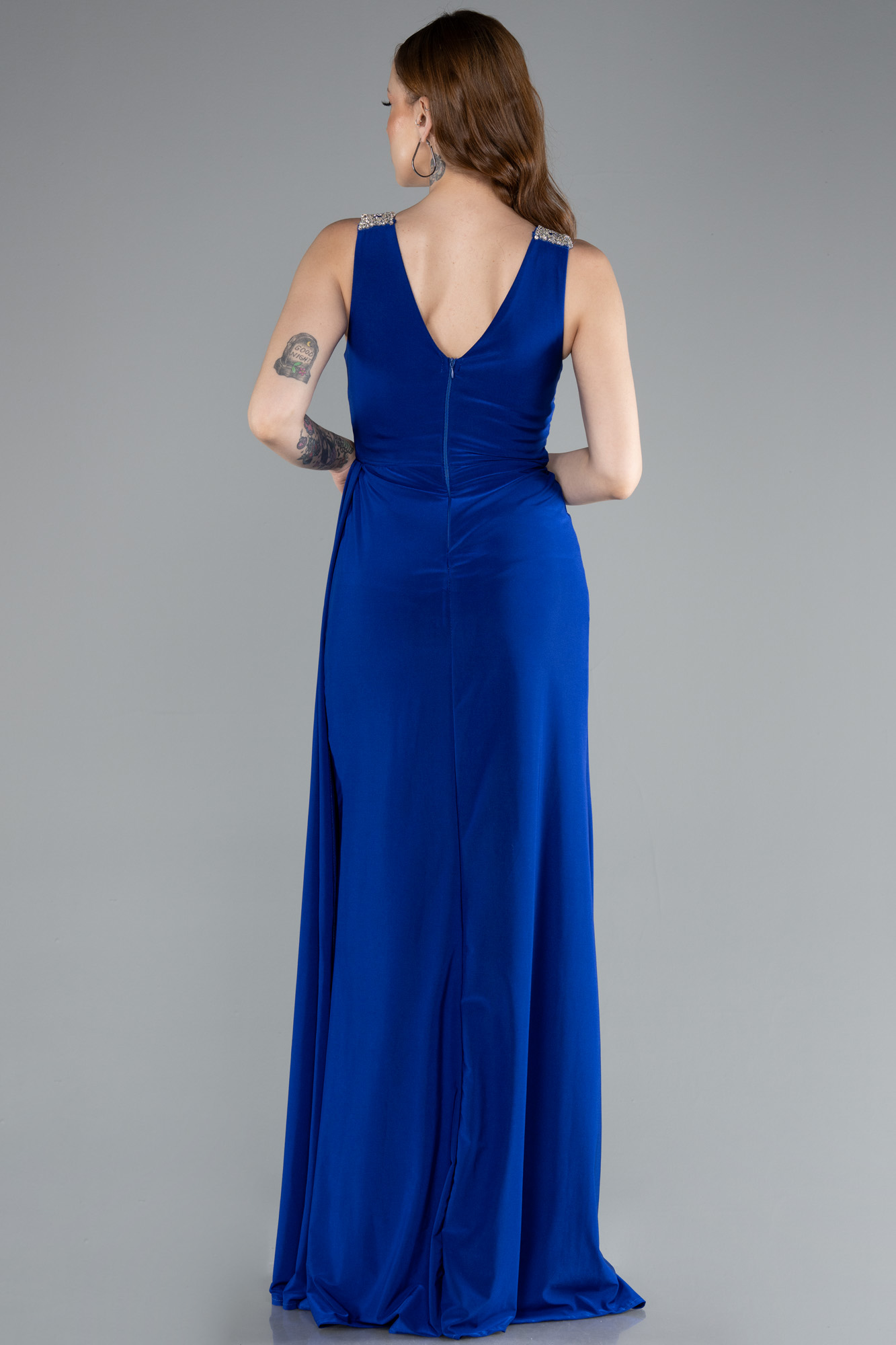 Saks Mavi Kolsuz V Yaka Yırtmaçlı Uzun Abiye Elbise ABU4967 - Görsel 2