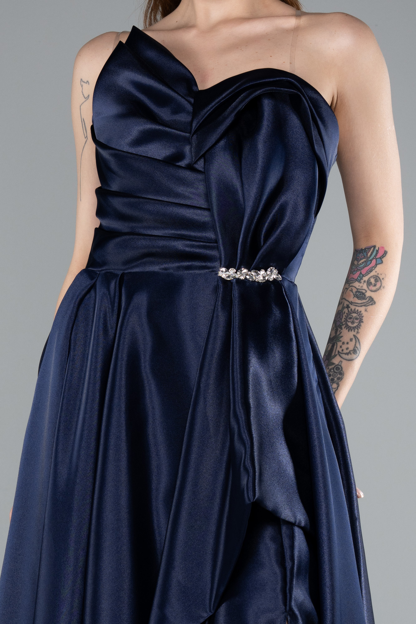 Lacivert Straplez Bacak Dekolteli Uzun Saten Abiye ABU4561 - Görsel 3