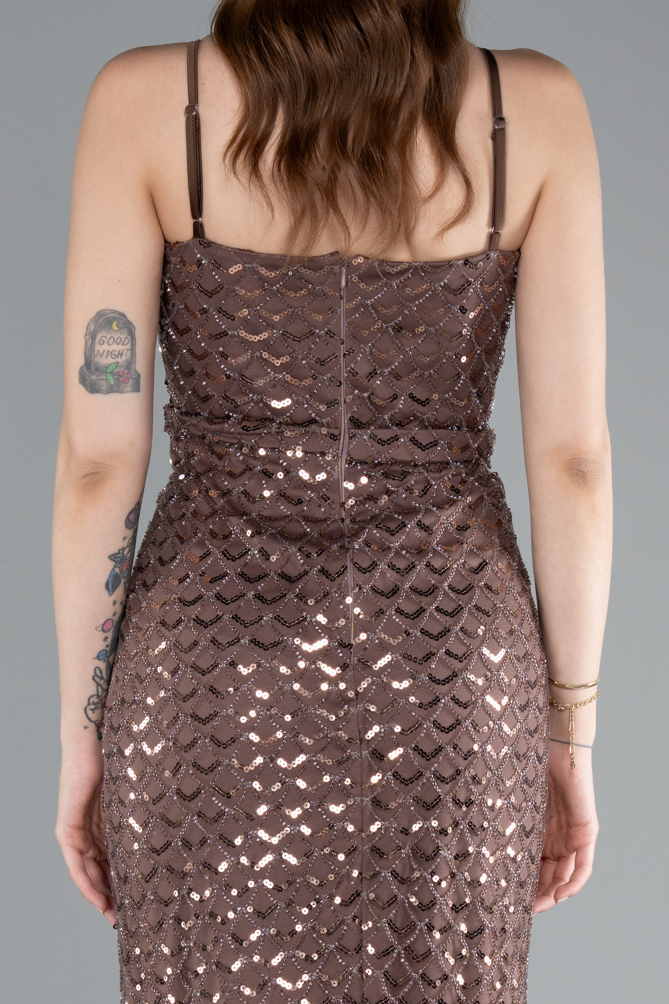 Kahve Askılı Uzun Pul Payet Balık Abiye Elbise ABU4980 - Görsel 4