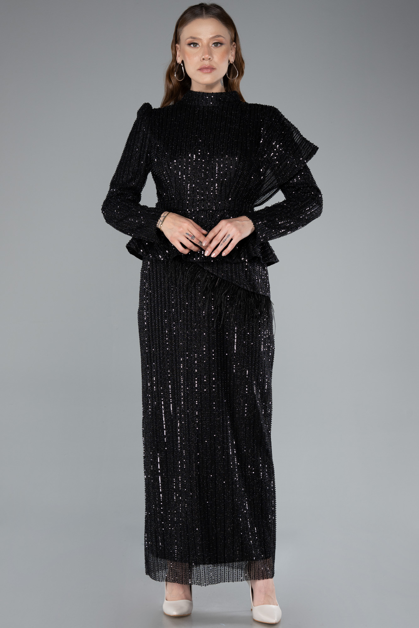 Siyah Uzun Kol Midi Boncuklu Tesettür Abiye Elbise ABK2346