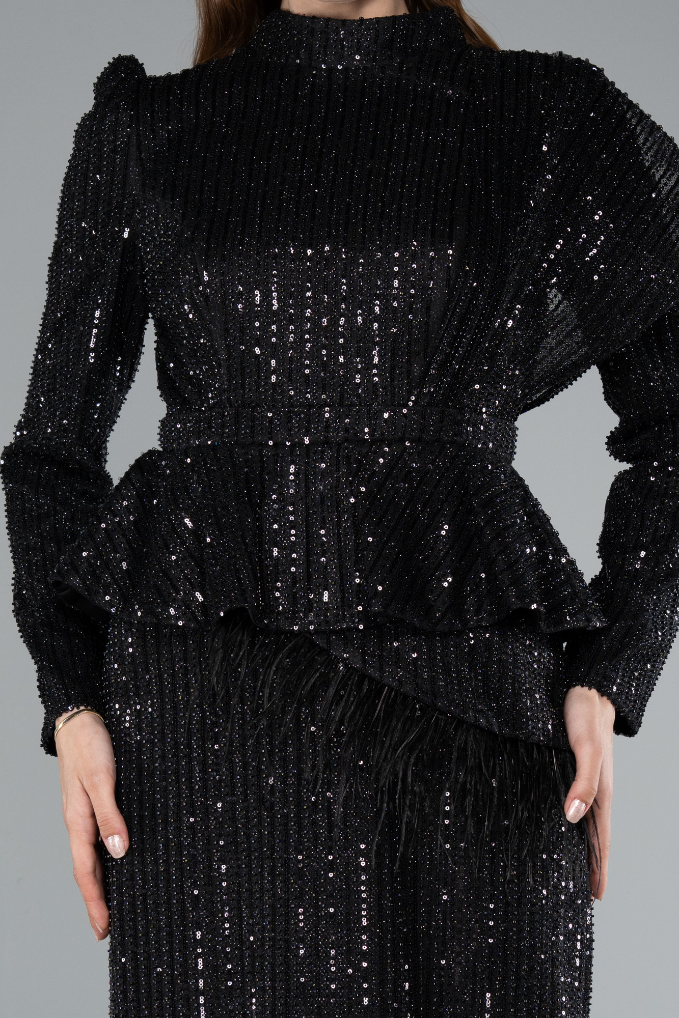 Siyah Uzun Kol Midi Boncuklu Tesettür Abiye Elbise ABK2346 - Görsel 3