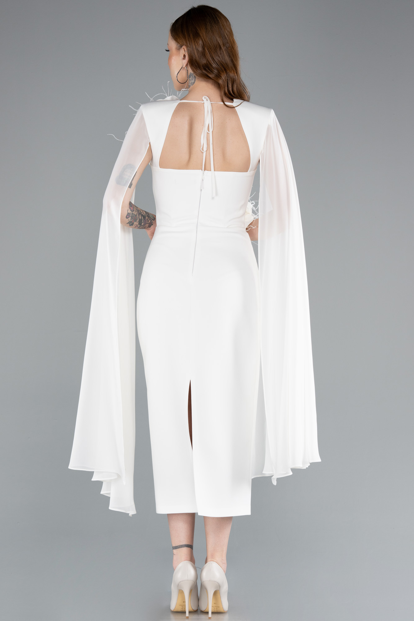 Ekru Şal Kol Çiçek Aksesuarlı Midi Davet Elbisesi ABK2355 - Görsel 2