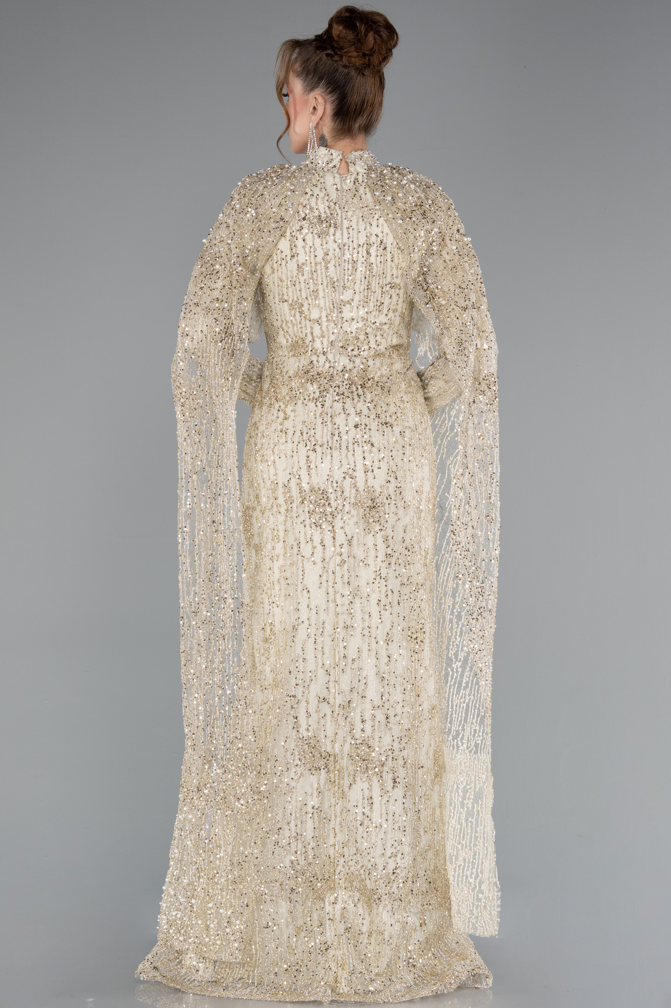 Gold Uzun Kol Şallı Dik Yaka Pullu Tesettür Abiye ABU4993 - Görsel 2